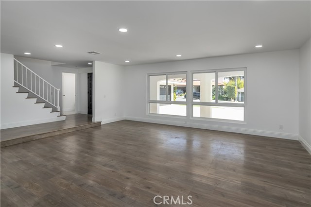 Detail Gallery Image 3 of 25 For 4323 Hartfield Ct, Westlake Village,  CA 91361 - 4 Beds | 2/1 Baths