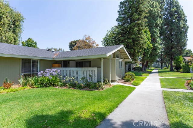 24 Avenida Castilla #C, Laguna Woods, CA 92637