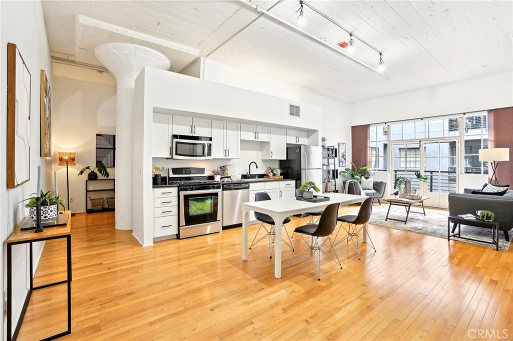 420 S San Pedro Street #428