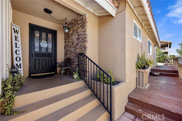 Detail Gallery Image 5 of 48 For 30663 Champion, Canyon Lake,  CA 92587 - 3 Beds | 2 Baths