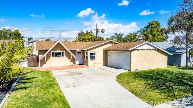 5141 Cheryl Dr, Huntington Beach, CA 92649