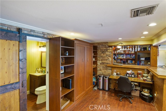 Image 20 of 46 For 2425 Heather Avenue