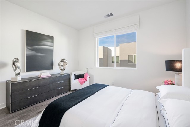 Detail Gallery Image 29 of 38 For 27225 Cranmore #101,  Valencia,  CA 91381 - 3 Beds | 3/1 Baths