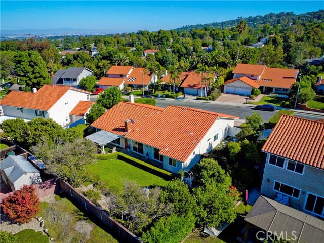 4077 Rousseau Lane, Palos Verdes Peninsula, California 90274, 3 Bedrooms Bedrooms, ,2 BathroomsBathrooms,Residential,Sold,Rousseau,SB23186805