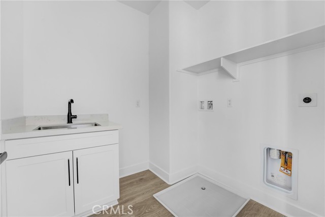 27346 Creekwood Lane, Valencia CA: https://media.crmls.org/medias/08053a05-5b40-44de-876e-69a0ab583478.jpg