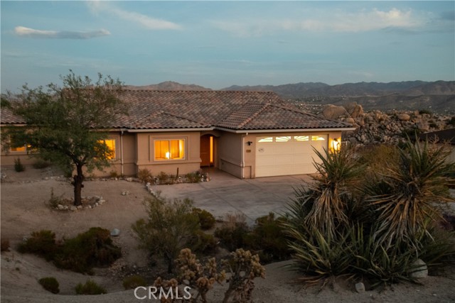 Detail Gallery Image 2 of 55 For 6185 Mirlo Rd, Yucca Valley,  CA 92284 - 3 Beds | 2 Baths