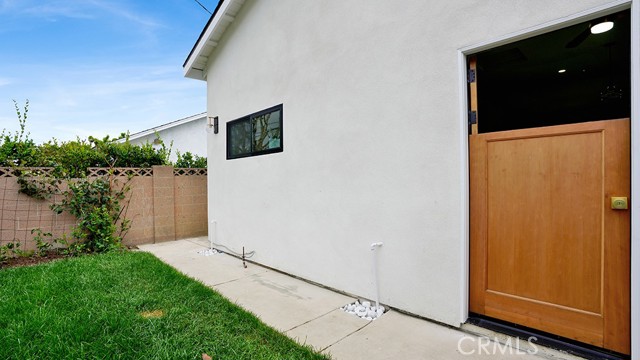 Detail Gallery Image 3 of 13 For 12752 Martha Ann, Los Alamitos,  CA 90720 - 1 Beds | 1 Baths