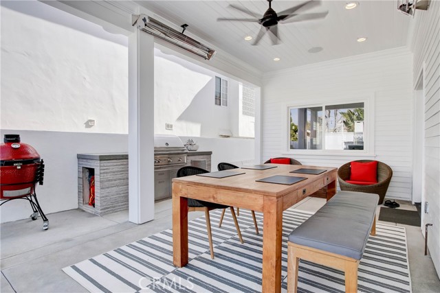 763 29th Street, Manhattan Beach, California 90266, 5 Bedrooms Bedrooms, ,5 BathroomsBathrooms,Residential,Sold,29th,SB22085465