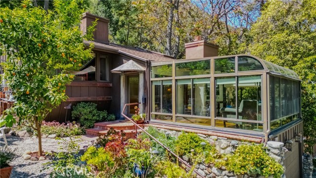 29772 Silverado Canyon Road, Silverado Canyon CA: https://media.crmls.org/medias/0807ec20-8b41-4a63-a5b4-4061b804a526.jpg