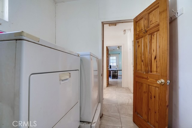 laundry room in garage