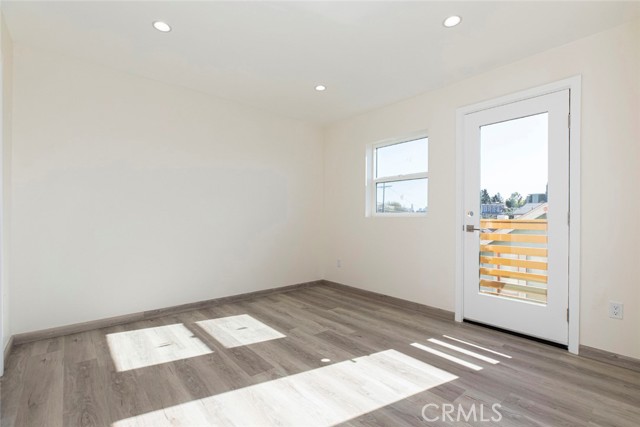 Detail Gallery Image 21 of 30 For 1754 N Berendo St #C,  Los Angeles,  CA 90027 - 3 Beds | 2/1 Baths