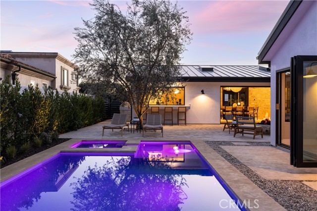 Detail Gallery Image 5 of 50 For 1524 Dolphin Ter, Corona Del Mar,  CA 92625 - 3 Beds | 3/1 Baths