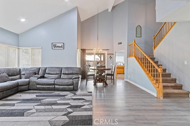 4023 Lexington Court, Palmdale CA: https://media.crmls.org/medias/080c1b4c-d6cc-4415-ad03-9dfdfa0128d8.jpg