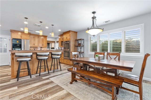 Detail Gallery Image 21 of 73 For 1856 Southfork Pl, Paso Robles,  CA 93446 - 3 Beds | 4 Baths