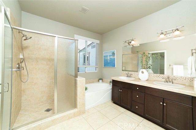 Detail Gallery Image 37 of 47 For 3350 Buckingham, Clovis,  CA 93619 - 4 Beds | 2/1 Baths