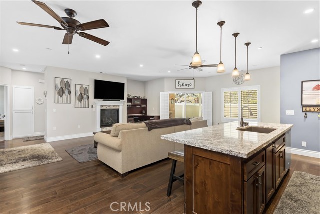 425 Sandalwood, Calimesa CA: https://media.crmls.org/medias/080ec758-c2df-470a-89a8-34db5fa1d79e.jpg