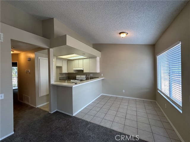 Detail Gallery Image 12 of 33 For 990 Margarita Dr #A203,  Corona,  CA 92879 - 2 Beds | 2 Baths