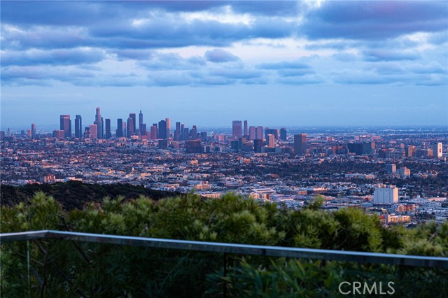 Detail Gallery Image 63 of 75 For 2200 Hercules Dr, Los Angeles,  CA 90046 - 4 Beds | 4 Baths