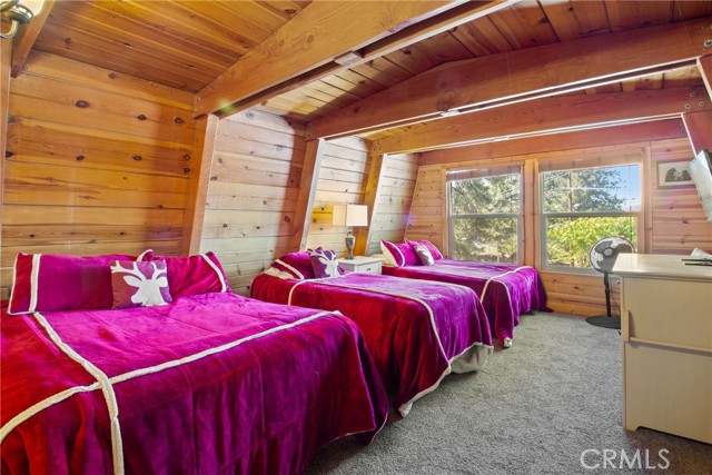 Detail Gallery Image 13 of 21 For 1124 Club View Dr, Big Bear Lake,  CA 92315 - 3 Beds | 2 Baths