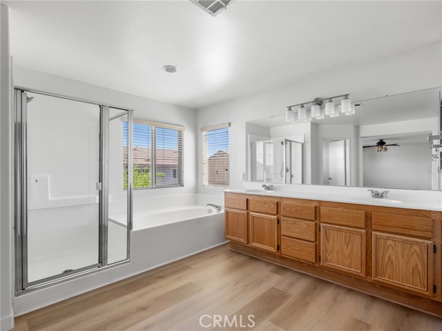 Detail Gallery Image 20 of 25 For 14580 Phoenix St, Victorville,  CA 92394 - 4 Beds | 3 Baths