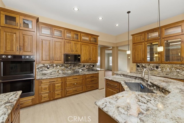 Detail Gallery Image 21 of 50 For 13747 Robinbrook Ct, Corona,  CA 92880 - 4 Beds | 2/1 Baths