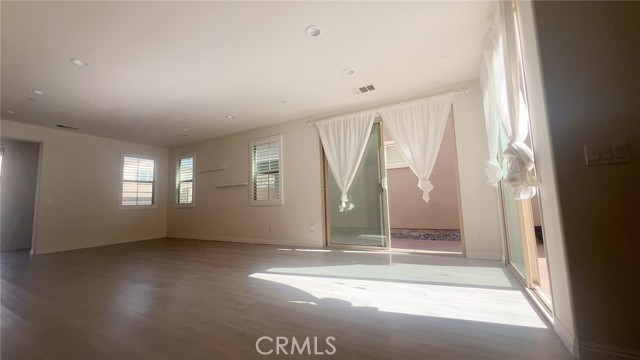 Detail Gallery Image 4 of 20 For 3180 La Avenida Drive, Ontario,  CA 91761 - 4 Beds | 3 Baths