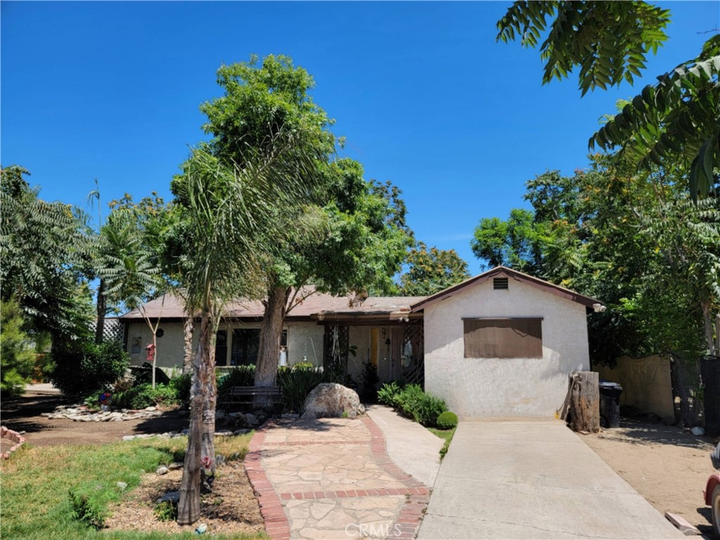 1844 W Coast Boulevard
