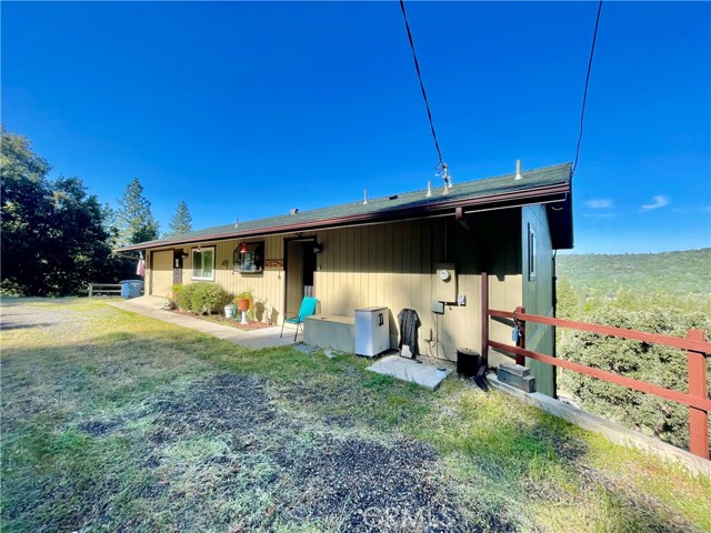 43178 Country Club Drive, Oakhurst CA: https://media.crmls.org/medias/08132c80-085a-424a-af1b-ef993c6ca5cc.jpg