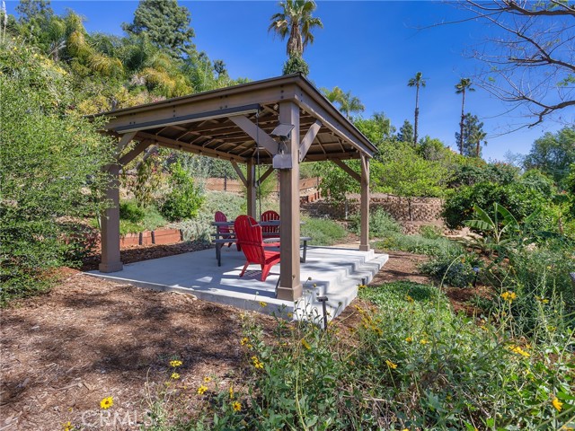 Detail Gallery Image 50 of 72 For 1012 N Sunset Canyon Dr, Burbank,  CA 91504 - 3 Beds | 2 Baths