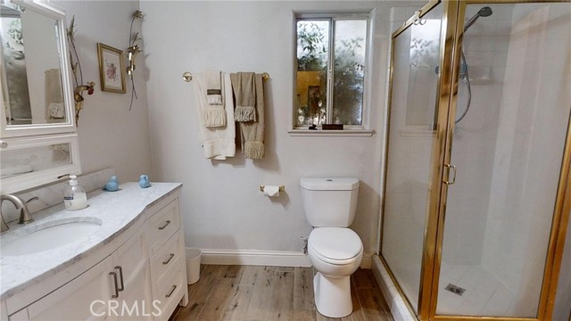 Detail Gallery Image 16 of 43 For 212 Hill View Ln., Coalinga,  CA 93210 - 5 Beds | 3 Baths