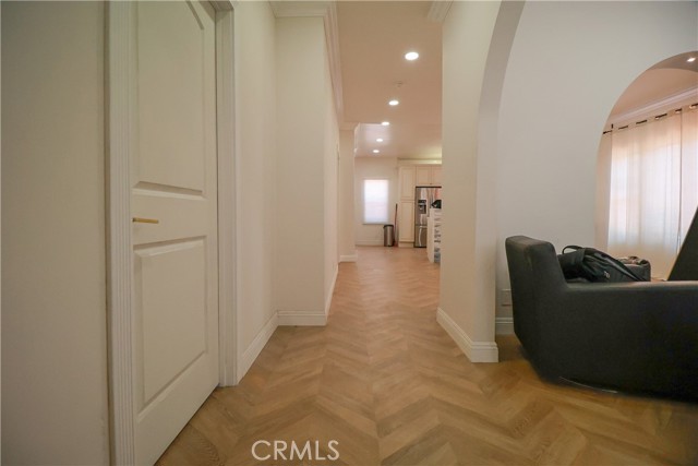 3221 Folsom Street, Los Angeles CA: https://media.crmls.org/medias/08144366-93e0-4b45-8127-56f2a11335b5.jpg