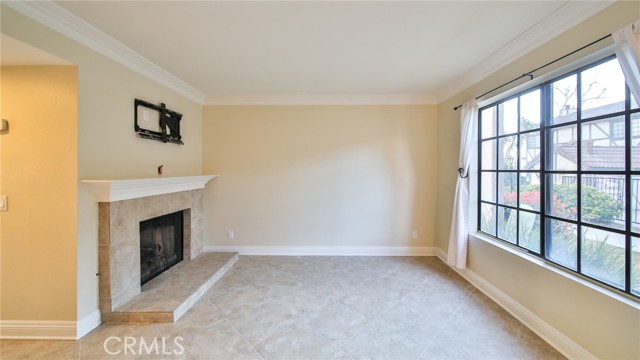 Detail Gallery Image 2 of 42 For 1013 W Linden St #5,  Riverside,  CA 92507 - 2 Beds | 1/1 Baths