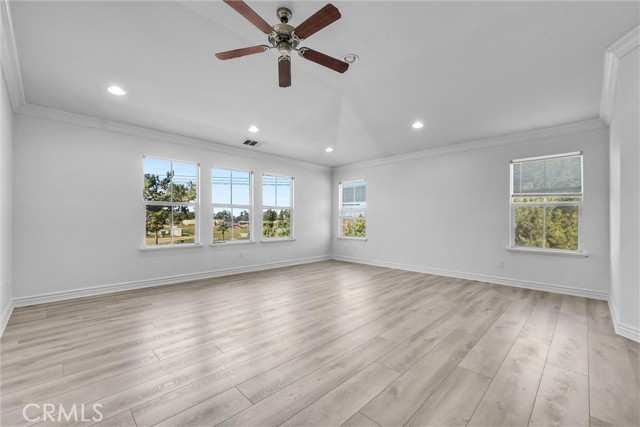 Detail Gallery Image 23 of 42 For 519 Cedarbrook Ln, Corona,  CA 92879 - 4 Beds | 2/1 Baths