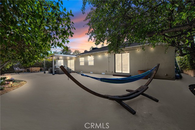 5834 Costello Avenue, Van Nuys CA: https://media.crmls.org/medias/0815ba14-b991-48c6-af00-ccc433970712.jpg