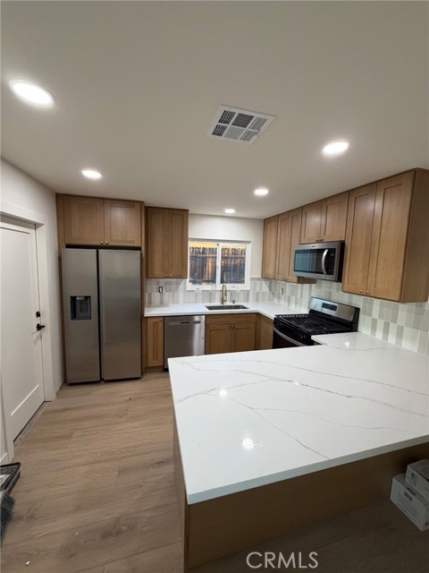 Detail Gallery Image 2 of 2 For 7041 Cameo St, Rancho Cucamonga,  CA 91701 - 4 Beds | 2 Baths