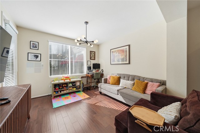 Detail Gallery Image 13 of 37 For 1801 E Katella #2096,  Anaheim,  CA 92805 - 1 Beds | 1 Baths