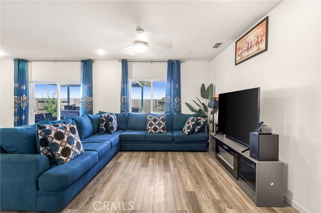 3449 Running Brook Street, Madera CA: https://media.crmls.org/medias/0817b79e-3b80-40cd-af8f-10233e5dbd9d.jpg