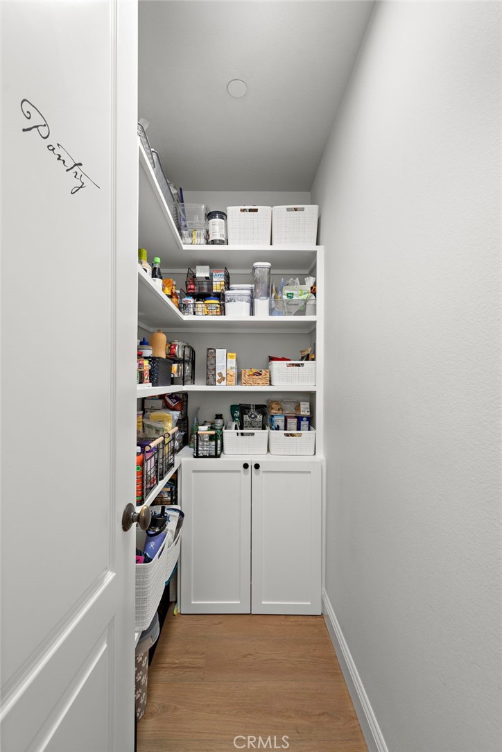 https://media.crmls.org/medias/08188aba-e09a-416a-ad45-4115bed679de.jpg?preset=X-Large