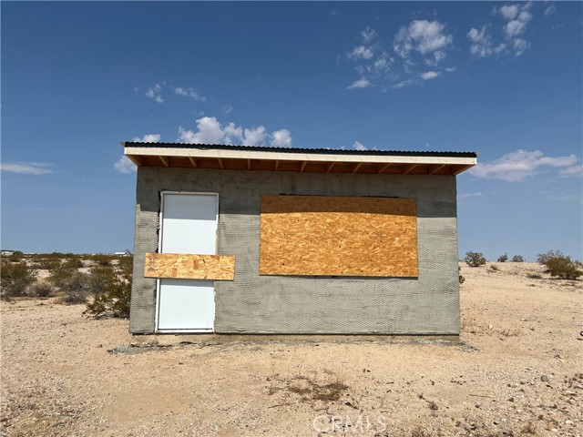 660 W Highnoon, 29 Palms, CA 92277