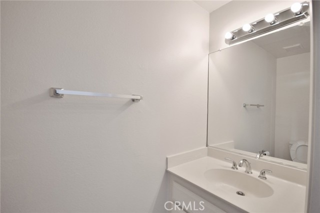 Detail Gallery Image 10 of 26 For 211 E Commonwealth Ave #C,  Alhambra,  CA 91801 - 3 Beds | 2/1 Baths