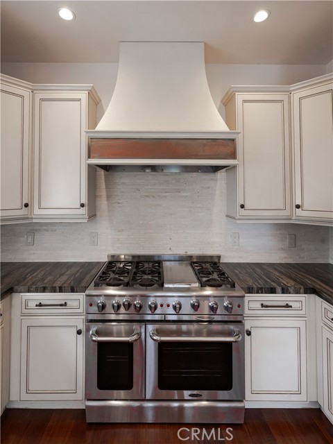 1036 Palos Verdes Boulevard, Redondo Beach CA: https://media.crmls.org/medias/08197947-13f1-4967-aa7b-b74db4ed1078.jpg