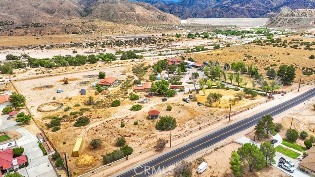 Detail Gallery Image 10 of 26 For 5843 Arrowhead Lake Rd, Hesperia,  CA 92345 - 7 Beds | 6 Baths