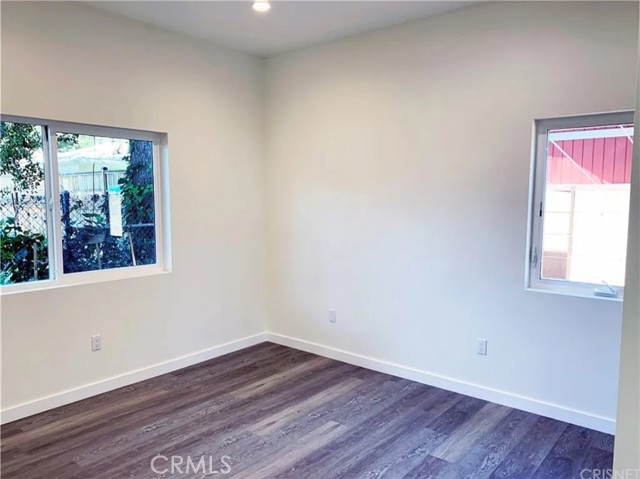 Detail Gallery Image 16 of 20 For 17217 Kittridge, Lake Balboa,  CA 91406 - 3 Beds | 2 Baths