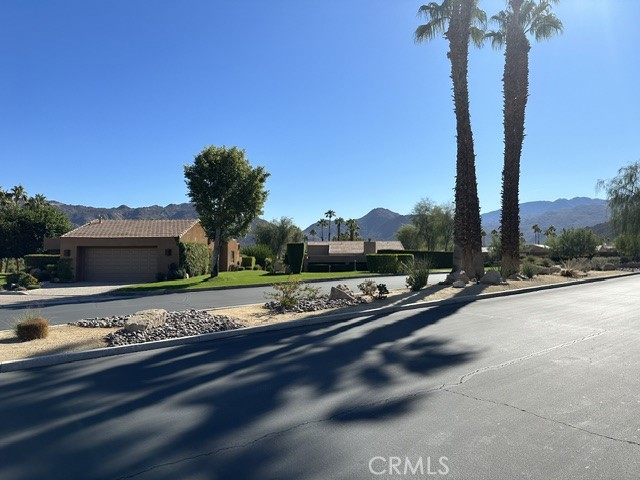 49073 Mariposa, Palm Desert, CA 92260