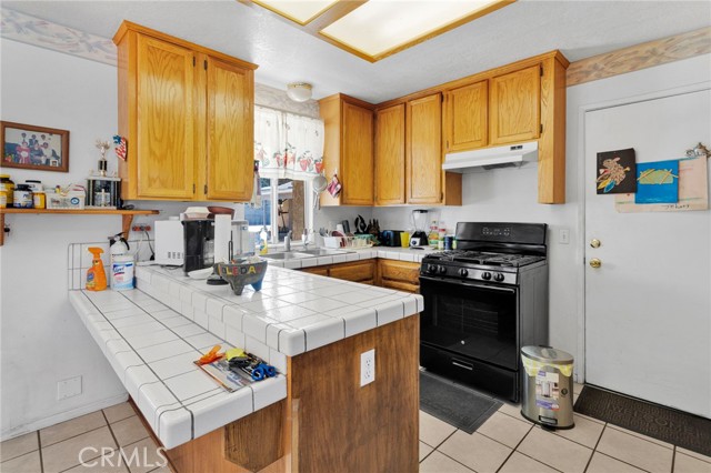 Detail Gallery Image 46 of 69 For 9037 5th Ave, Hesperia,  CA 92345 - 5 Beds | 4 Baths