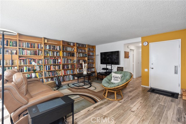 Detail Gallery Image 9 of 34 For 2011 via Mariposa West a,  Laguna Woods,  CA 92637 - 3 Beds | 2 Baths