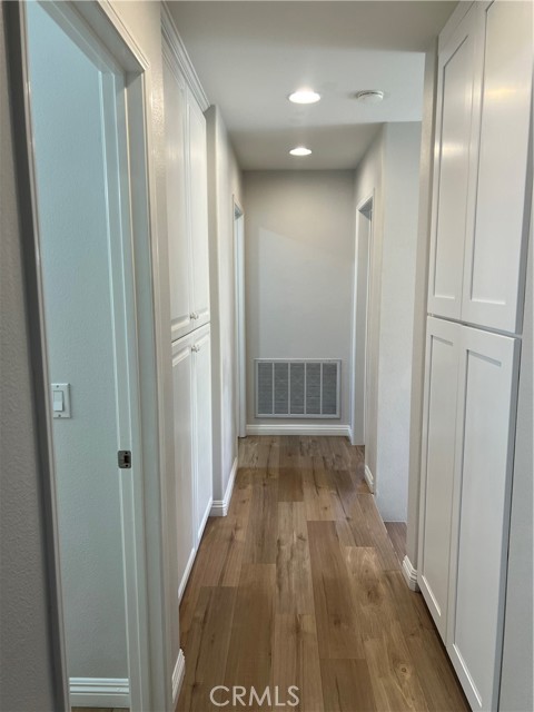 12 Del Mar, Irvine CA: https://media.crmls.org/medias/081b6f45-4c57-4529-bdfe-b5ebca6938cf.jpg