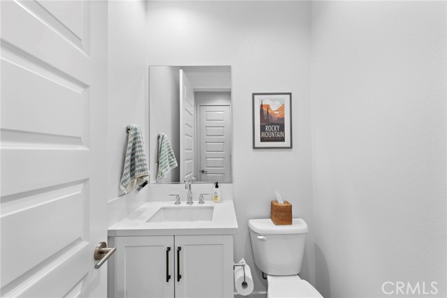 Detail Gallery Image 7 of 23 For 79 Hideaway Loop, Mission Viejo,  CA 92692 - 3 Beds | 2/2 Baths