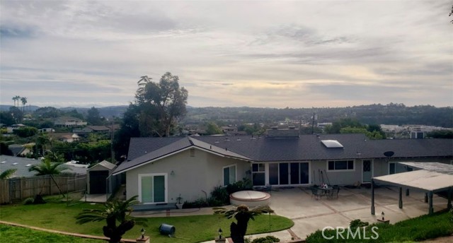 Detail Gallery Image 7 of 19 For 1864 Laurel Rd, Oceanside,  CA 92054 - 3 Beds | 2 Baths