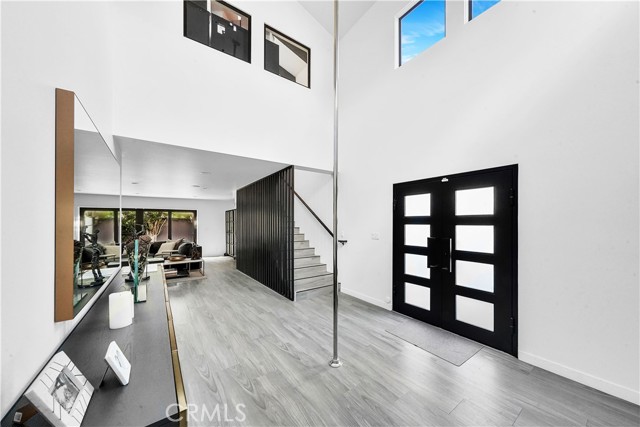 Detail Gallery Image 15 of 26 For 600 29th St, Manhattan Beach,  CA 90266 - 2 Beds | 2 Baths